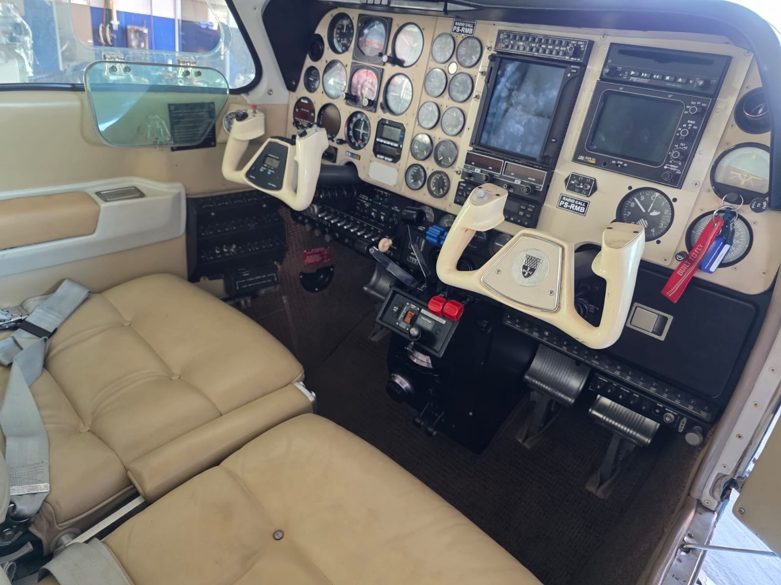 BARON B58 - Imagem 2